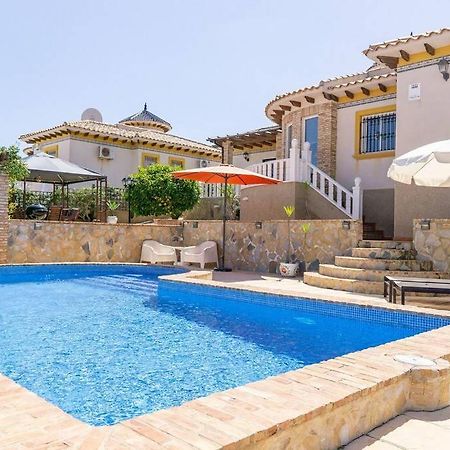 Casa Lilly-Rose, A Beautiful 3 Bedroom Detached Villa A Short Walk To The Villamartin Plaza & Golf Course エクステリア 写真