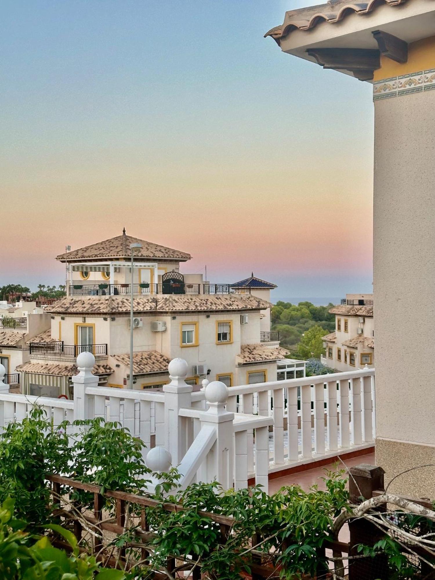 Casa Lilly-Rose, A Beautiful 3 Bedroom Detached Villa A Short Walk To The Villamartin Plaza & Golf Course エクステリア 写真