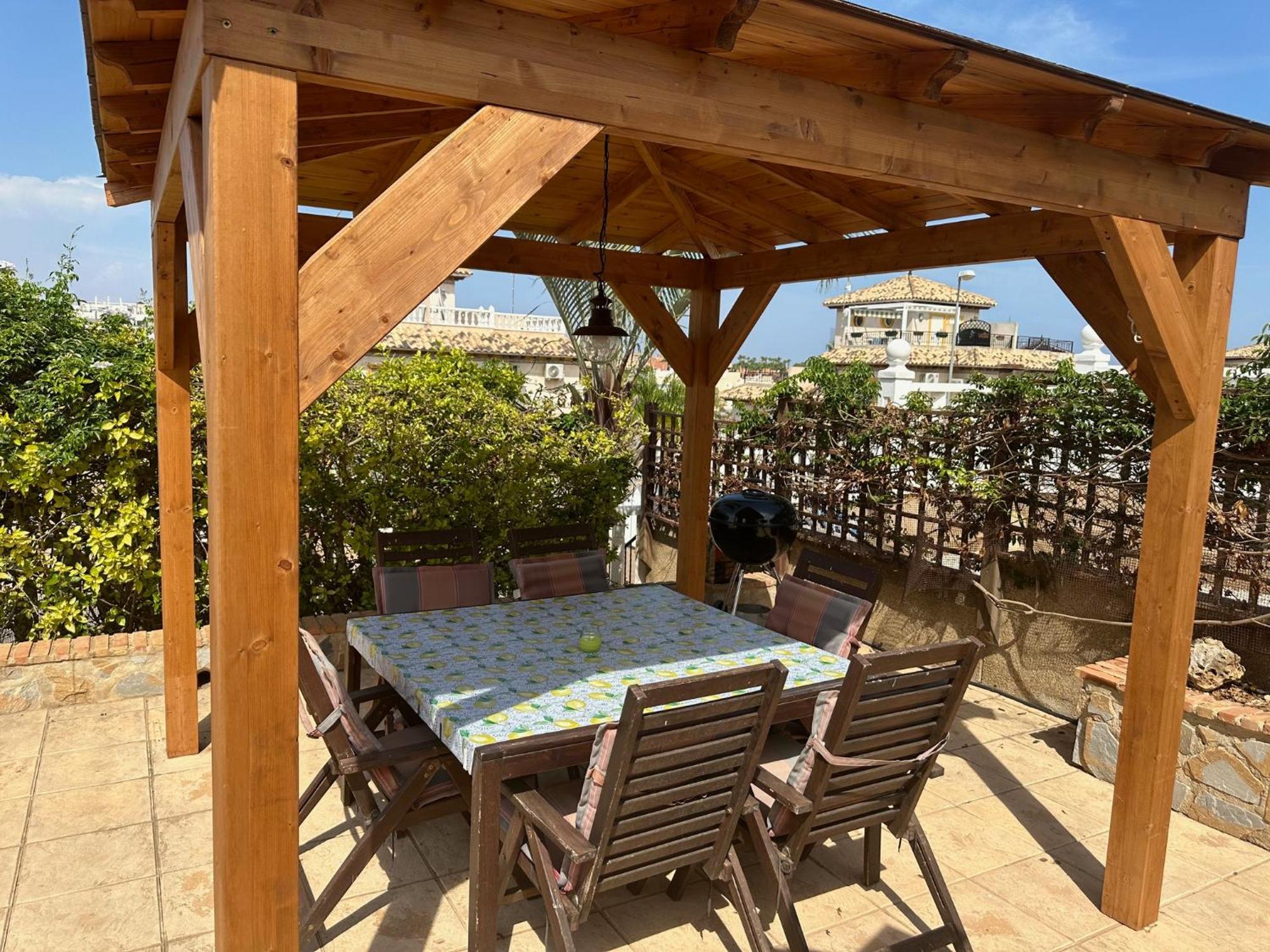 Casa Lilly-Rose, A Beautiful 3 Bedroom Detached Villa A Short Walk To The Villamartin Plaza & Golf Course エクステリア 写真